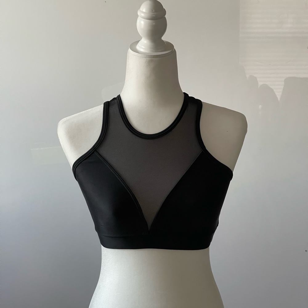 Onzie flow Sports Bra